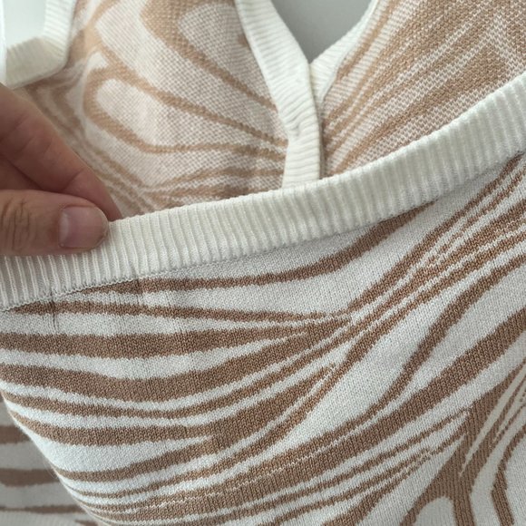 NWT Garage sweater halter top with collar. Swirly brown pattern. Large. - Picture 4 of 6